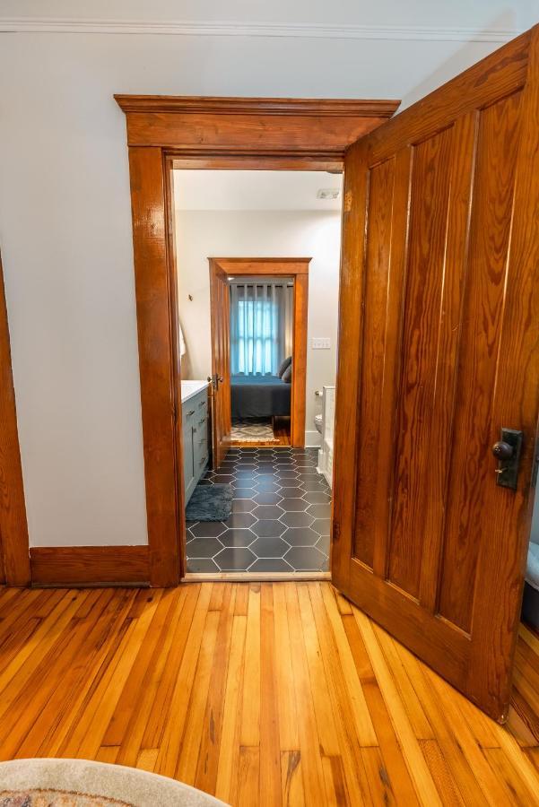 Gulf Coast Craftsman - Cozy, Charming & Central! Gulfport Luaran gambar